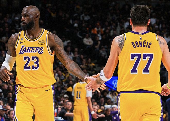 东契奇51分+10+9 里夫斯30+5+7 湖人新王炸组