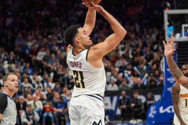 约基奇三双引领掘金逆转马刺 西部争冠格局再变