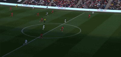 韩国男足0-4惨败科特迪瓦 世界杯预选赛前景蒙阴